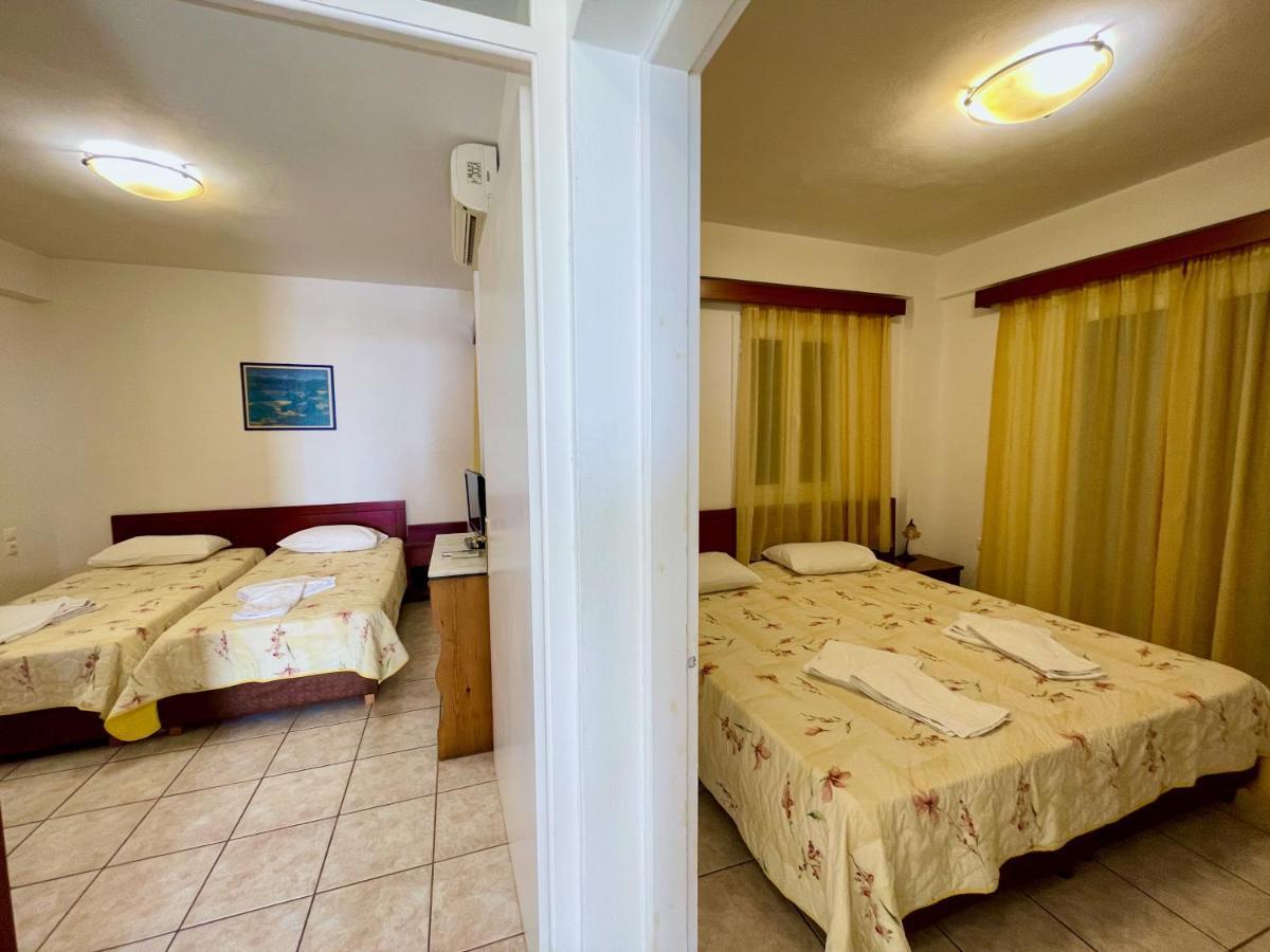 Venardos Hotel Agia Pelagia  Exteriör bild