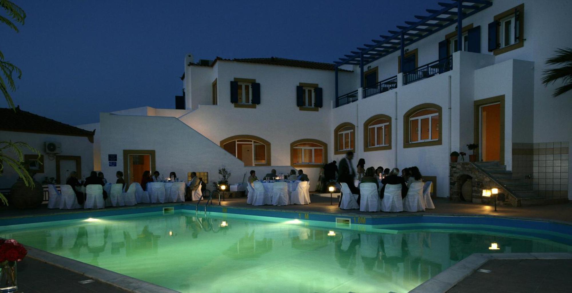 Venardos Hotel Agia Pelagia  Exteriör bild
