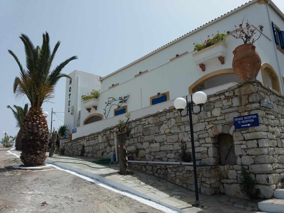 Venardos Hotel Agia Pelagia  Exteriör bild